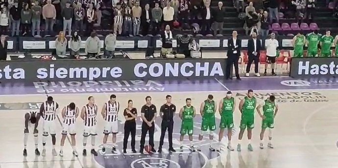 Minuto de silencio por Concha Velasco en el partido de baloncesto del UEMC Valladolid contra Amics Castelló