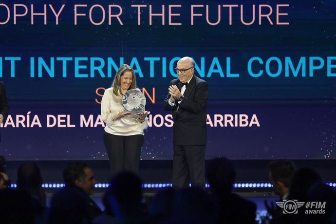 La directora general de Promoción Industrial e Innovación, Mar Paños, recibió el premio en Liverpool.