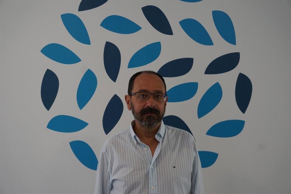 Este hito ha sido posible gracias a investigadores de Ibima Plataforma Bionand y la UMA, debido al desarrollo de sistemas que permiten la transferencia de energía lumínica, gracias a la síntesis de una nueva diada que combina dos moléculas.