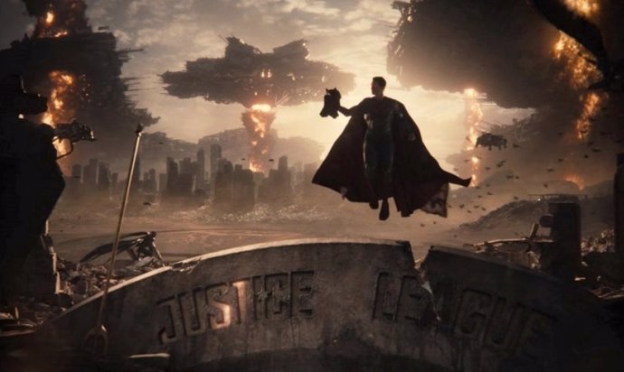 Archivo - #RestoreTheSnyderVerse: Zack Snyder reconoce que "hay muy pocas posibilidades" que rodar Liga de la Justicia 2 y 3 tras el Snyder Cut