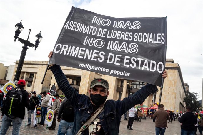 Archivo - Imagen de archivo de una protesta por el asesinato de líderes sociales en Colombia