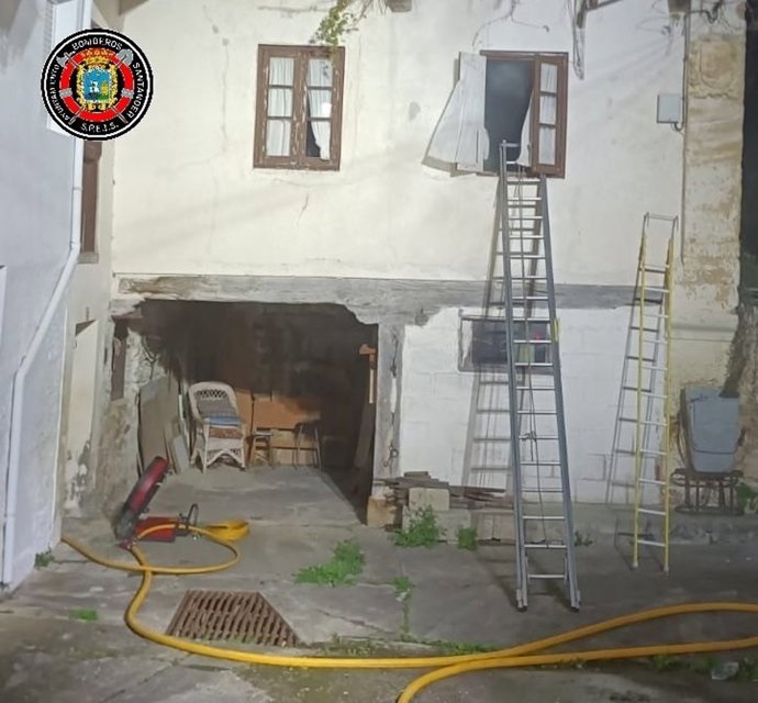 Vivienda donde se ha producido en incendio en Heras