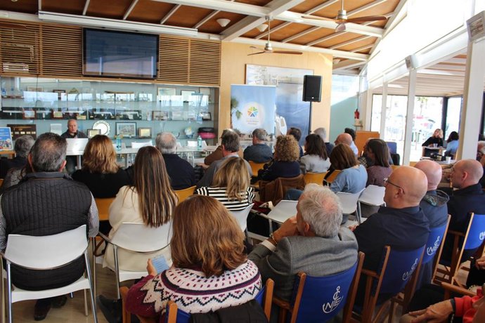 Momento de la jornada sobre el uso del agua realizada en L'Estartit (Girona).