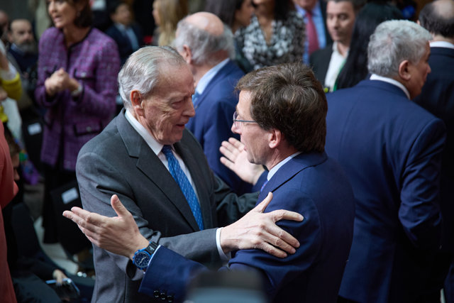 El delegado del Gobierno en la Comunidad de Madrid, Francisco Martín, interviene en los actos conmemorativos del 45º aniversario de la Constitución Española, en la Real Casa de Correos, a 4 de diciembre de 2023, en Madrid (España). 