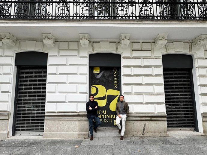 Pablo López, CEO de Silbon junto a Juan Jurado COO de Silbon en el exterior de la tienda de Serrano