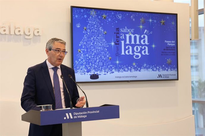 El presidente de la Diputación, Francisco Salado, presenta la Gran Feria Sabor a Málaga, que se celebra en el Paseo del Parque y en el auditorio Eduardo Ocón de la capital del 5 al 10 de diciembre.