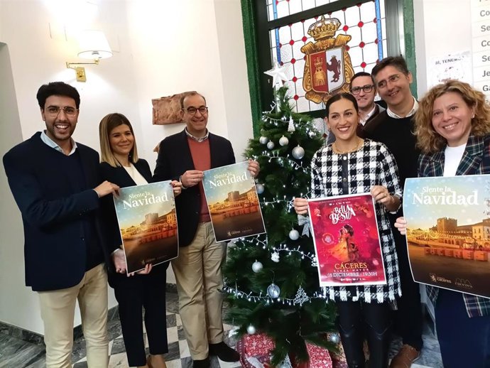 Presentación de la programación de Navidad en el Ayuntamiento de Cáceres