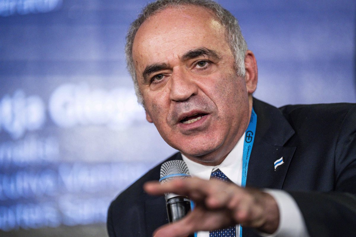 Rússia inclui enxadrista Kasparov na lista de agentes estrangeiros