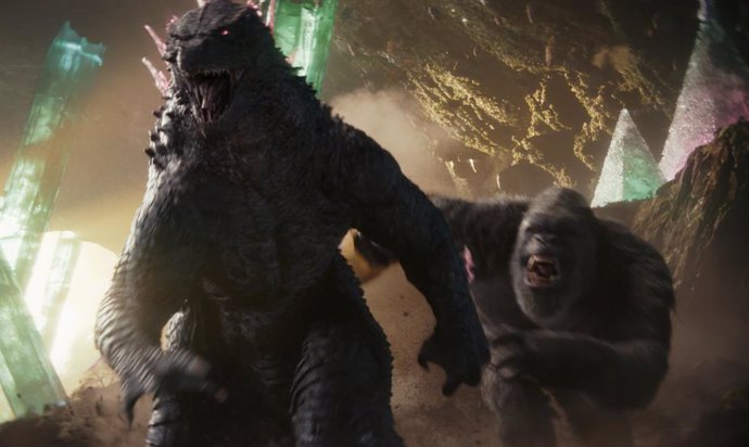 El tráiler de Godzilla y Kong: El nuevo imperio presenta a los míticos titanes mejorados y a un 'Baby Kong'