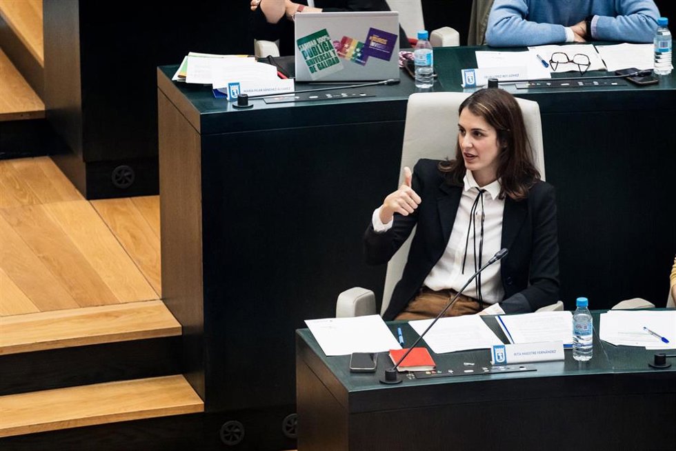 Archivo - La portavoz de Más Madrid en el Ayuntamiento, Rita Maestre, durante la intervención del alcalde de Madrid, José Luis Martínez-Almeida, en el Pleno 