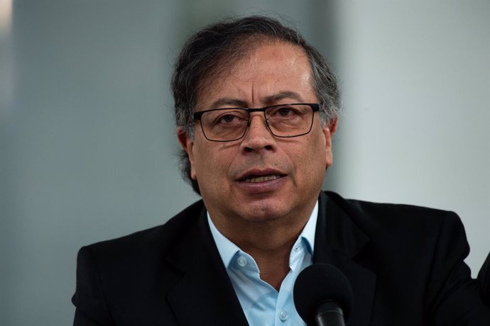 Archivo - October 29, 2023, Bogota, Cundinamarca, Colombia: Colombian president Gustavo Petro speaks to the media during the Colombian regional elections in Bogota, October 29, 2023.