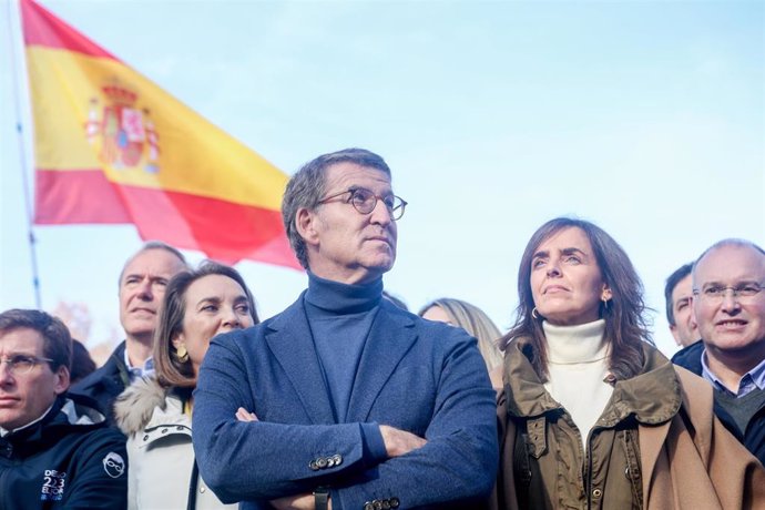 El presidente del PP, Alberto Núñez Feijóo, durante un acto del PP contra la amnistía, a 3 de diciembre de 2023, en Madrid (España). 