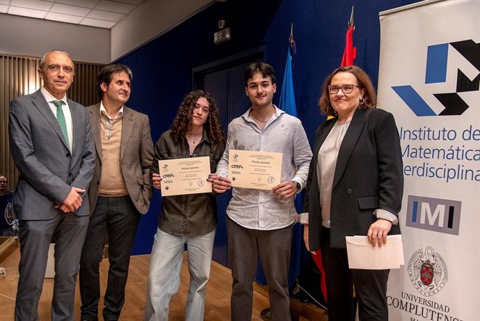 Entrega de los premios del concurso internacional de modelización matemática que organiza el Instituto de Matemática Interdisciplinar.