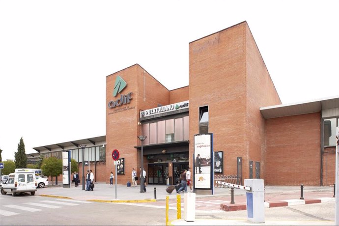 Adif AV remodela la estación de Puertollano.