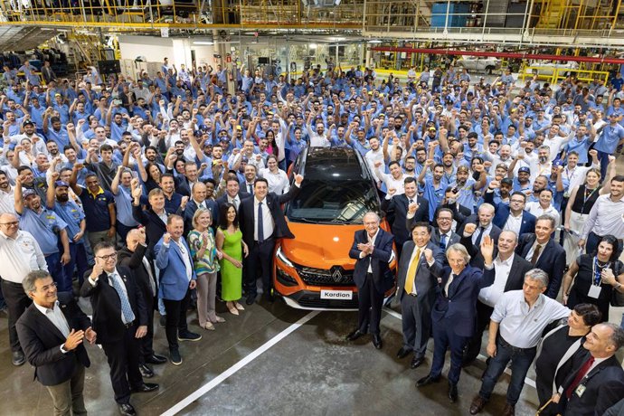 Renault do Brasil anuncia una inversión de 350 millones para producir un nuevo C-SUV.