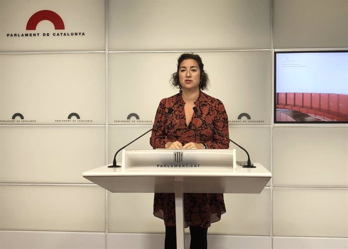 La portavoz del PSC en el Parlament, Alícia Romero, en una rueda de prensa