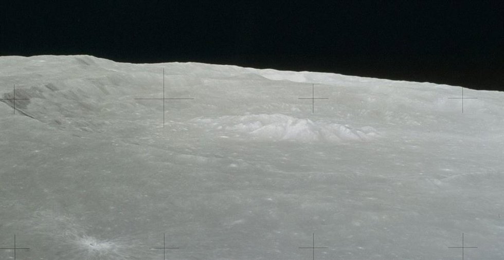 Vista oblicua del cráter Theophilus