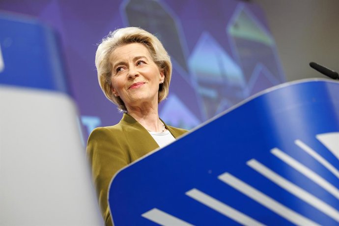 HANDOUT - 08 November 2023, Belgium, Brussels: Ursula von der Leyen, President of the European Commission, speaks during a press conference on the 2023 Enlargement package and the new Growth Plan for the Western Balkans, following the weekly meeting of 