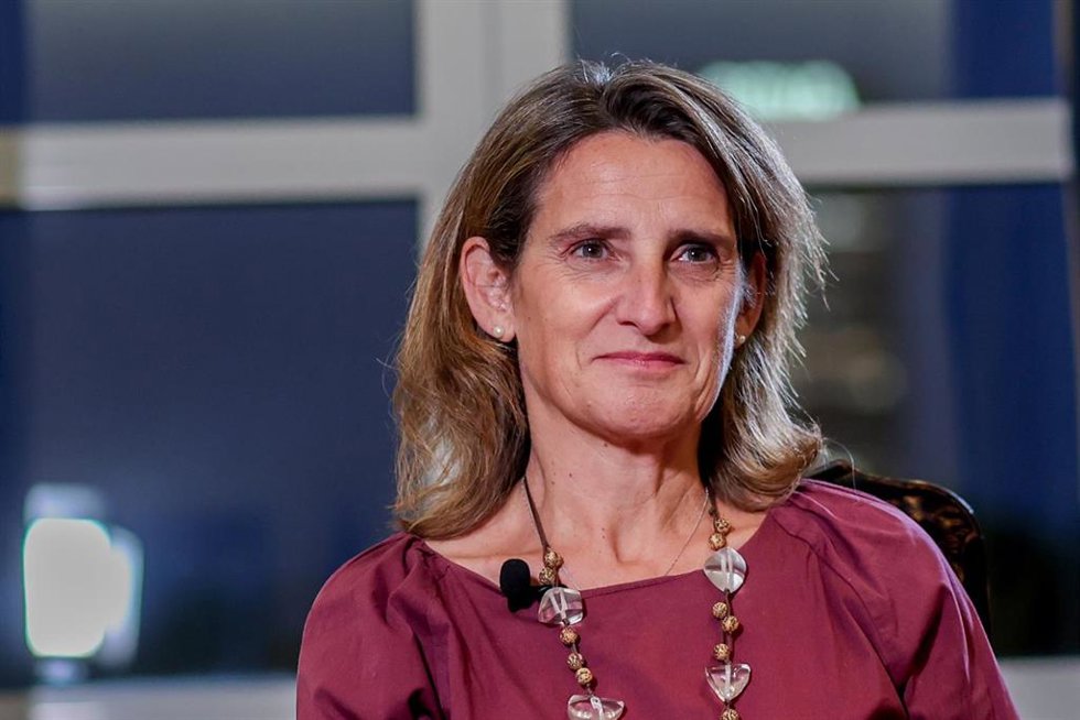 Archivo - La vicepresidenta tercera y ministra de la Transición Ecológica y Reto Democrático, Teresa Ribera, durante una entrevista para Europa Press, a 31 de octubre de 2022, en Madrid (España). Teresa Ribera actualmente ostenta el cargo de vicepreside