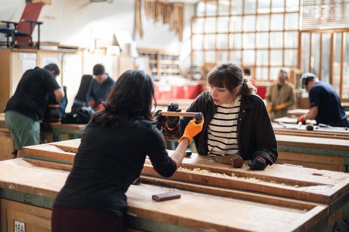 Archivo - Cinco proyectos de FP de C-LM, entre los 30 elegidos en la VII Convocatoria de Ayudas de CaixaBank Dualiza y FPEmpresa