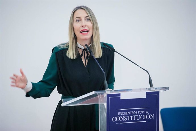 La presidenta de la Junta de Extremadura participa en el 'Encuentro por la Constitución' organizado por el Diario HOY en Mérida