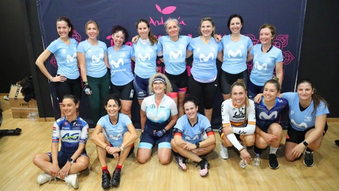 'Women In Bike' brilla en el Critérium Reinas de la Alhambra