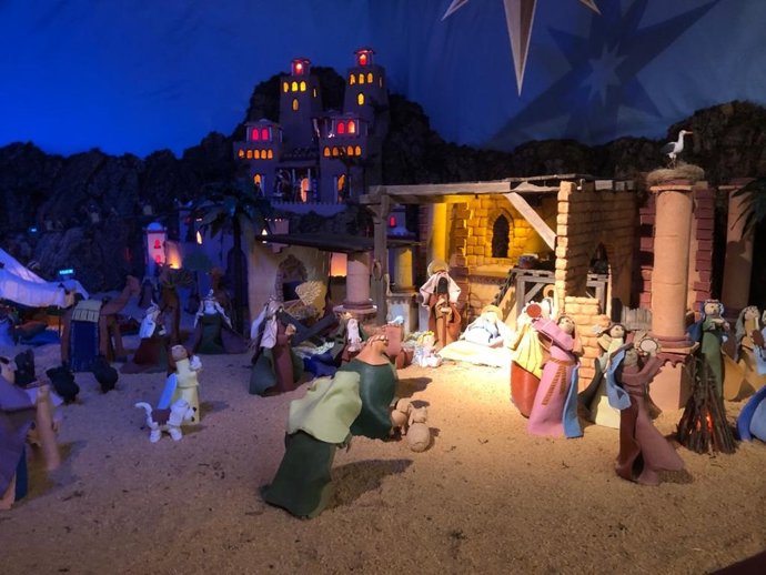 Más de 200 figuras en barro para formar un Belén integrador en Los Arcos, el del CEE San Pelayo, donde todos son valorados