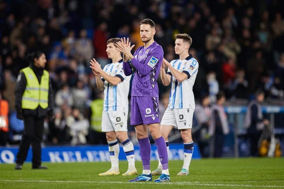 Alex Remiro con la Real Sociedad