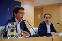 Madrid critica que Sánchez y Puente sigan "mirando para otro lado" tras descarrilar otro tren en Atocha