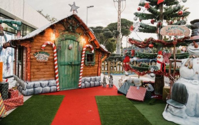 Camping de Alicante ambientado en Navidad.