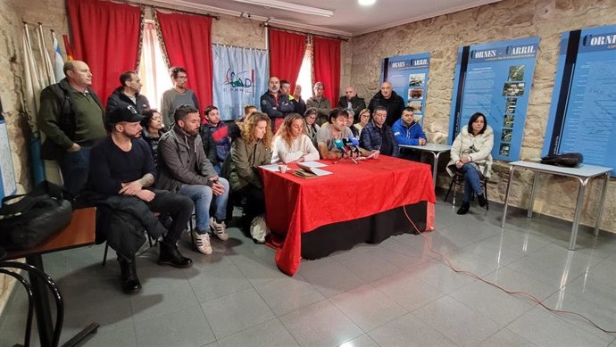 Colectivos marisqueros piden medidas contra la disminución de la producción.