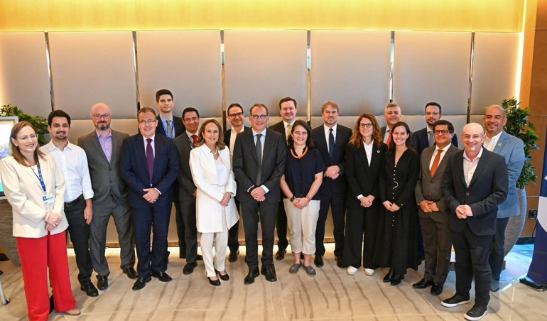 Comunicados Internacional