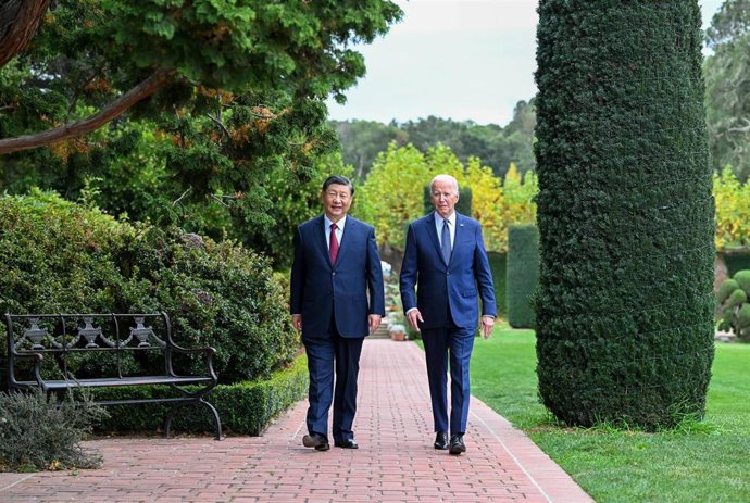 El presidente de China, Xi Jinping, y el presidente de Estados Unidos, Joe Biden, reunidos en California