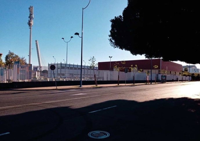 Calle Juan Bautista Muñoz, en la Cartuja, donde Urbanismo ha autorizado una nueva residencia de estudiantes.