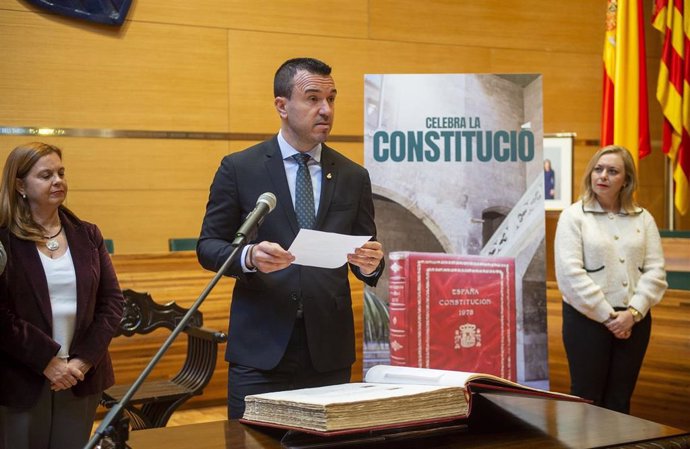 Mompó Anima A Los Valencianos A Seguir Construyendo Juntos Una España Justa E Igualitaria