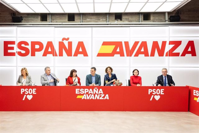 Reunión de la Ejecutiva Federal del PSOE en la que se ha estrenado el nuevo lema del partido: 'España avanza'