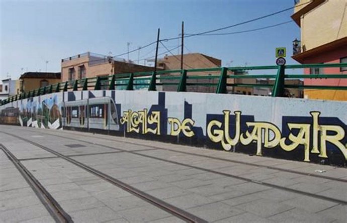Tranvía de Alcalá de Guadaíra, en Sevilla.