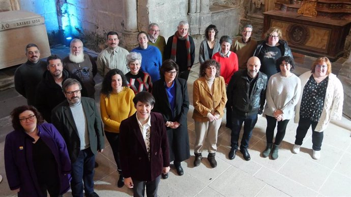 La portavoz nacional del BNG, Ana Pontón, en un acto por el 92 aniversario del Partido Galeguista en el Panteón de Galegos Ilustres, junto a otros miembros destacados del Bloque.