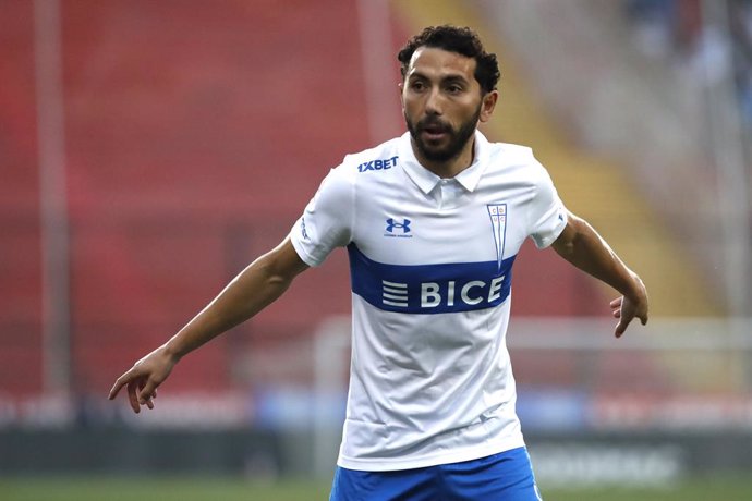 Futbol, Universidad Catolica vs Audax Italiano. Fecha 20, campeonato Nacional 2023. El jugador de Universidad Catolica Cristian Cuevas es fotografiado durante el partido de primera division contra Audax Italiano disputado en el estadio Santa Laura en