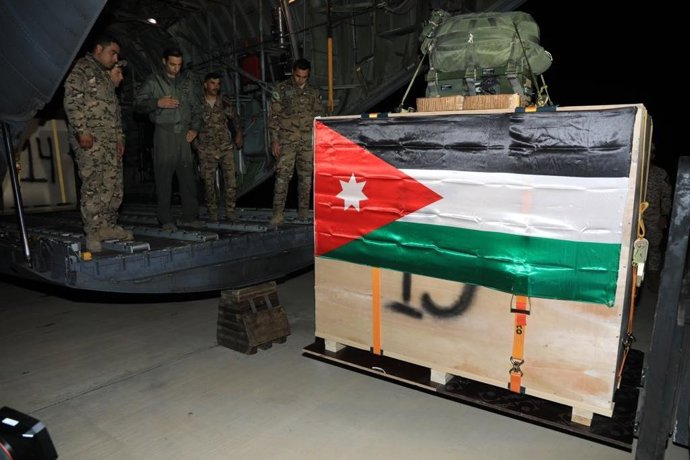 Ajuda mdica subministrada des de l'aire per Jordnia a la Franja de Gaza