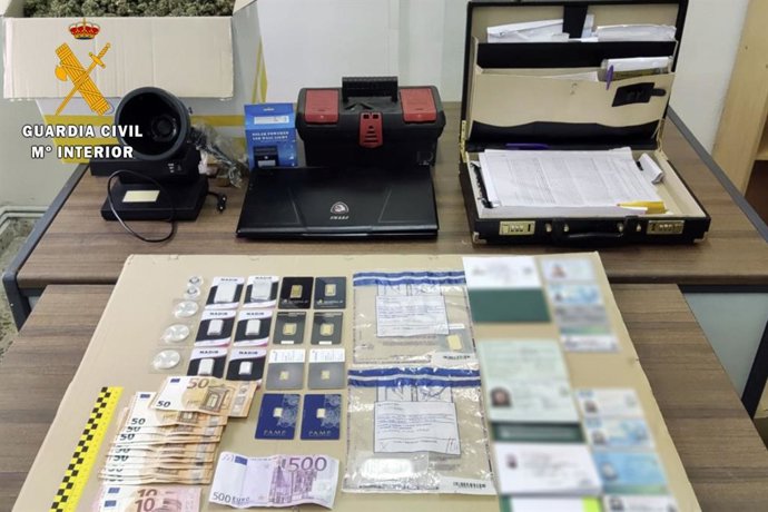 Rdo. Nota De Prensa Dos Detenidos Por Tráfico De Drogas Y Falsedad Documental