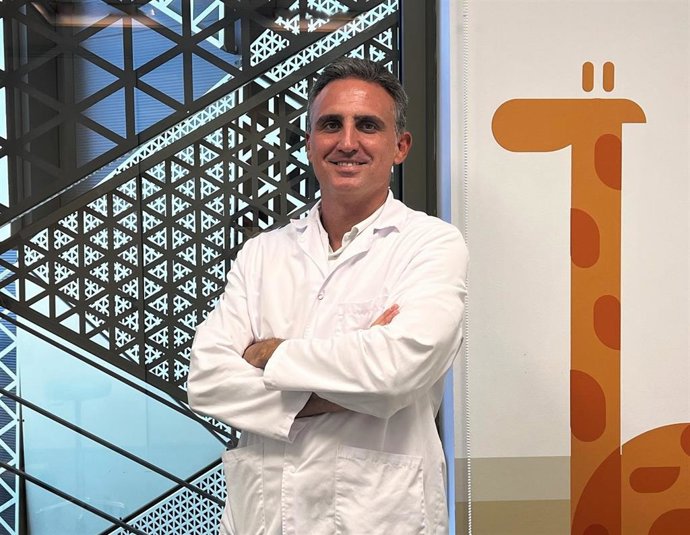 El doctor Rafael González de Caldas.