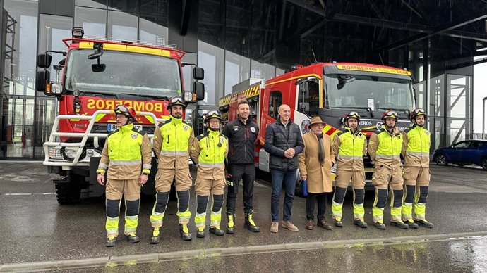 El Ayuntamiento de León incorpora dos nuevos vehículos a su flota del Servicio de Extinción de Incendios .