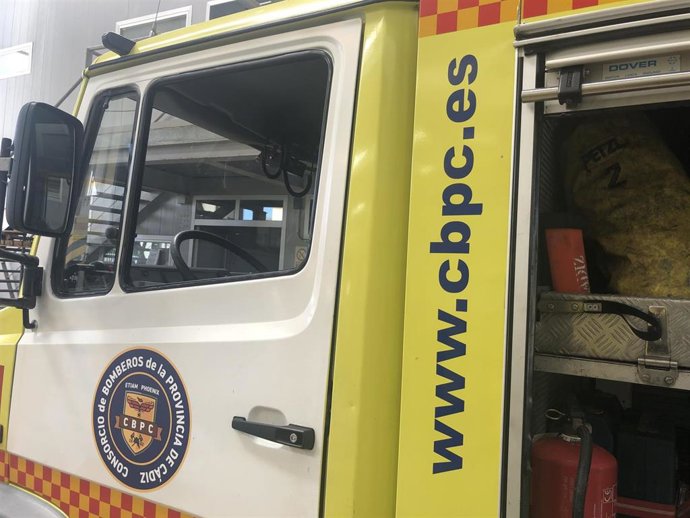 Archivo - Vehículo del Consorcio de Bomberos de la Provincia de Cádiz