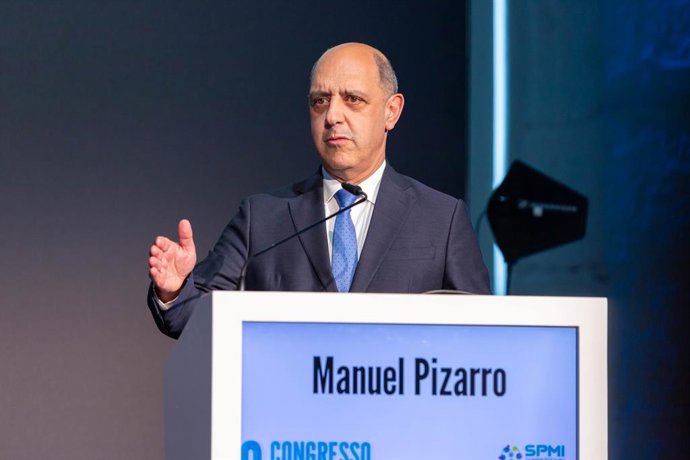 Archivo - May 4, 2023, Porto, Portugal: Minister of Health of Portugal Manuel Pizarro attends the National Congress of Internal Medicine.