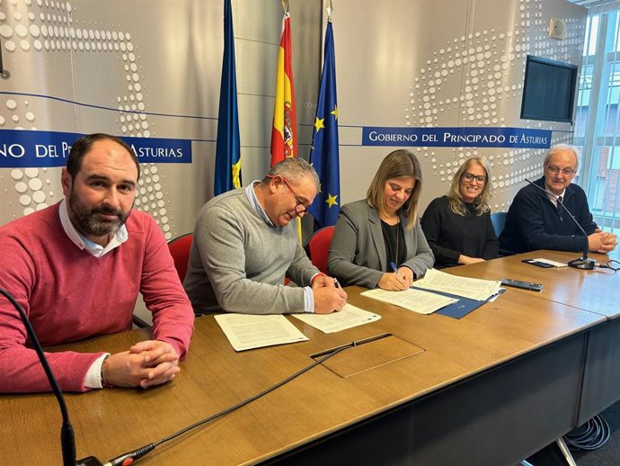 El Principado apoya con 6,4 millones nuevas inversiones turísticas en Avilés, Candamo y la comarca de la Montaña Central