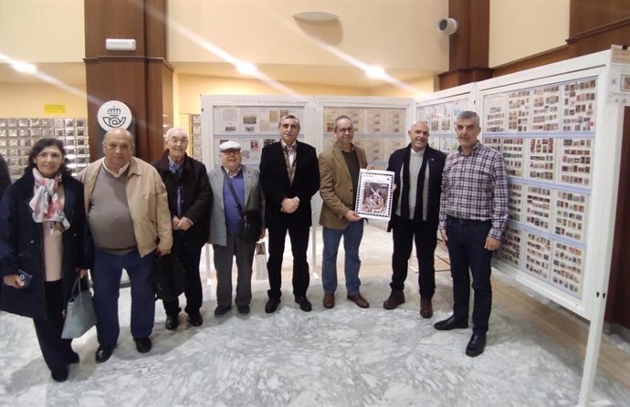 Correos presenta en Cádiz un sello con la imagen de un Belén gaditano