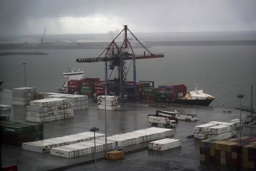 Archivo - El Puerto de Bilbao, en Bilbao, País Vasco (España), a 2 de enero de 2021.