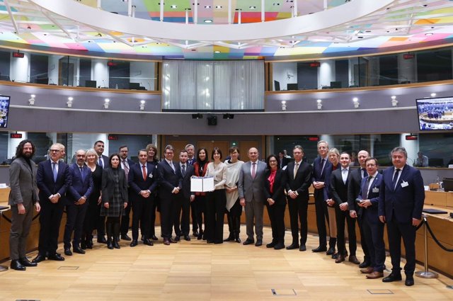 Ministros de Investigación de la UE acuerdan la Declaración de Tenerife.