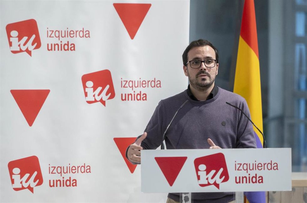 El exlíder de IU, Alberto Garzón, interviene tras dejar la coordinadora de la formación durante una reunión de la Coordinadora Federal de IU, en el Espacio Ecooo, a 1 de diciembre de 2023, en Madrid (España).